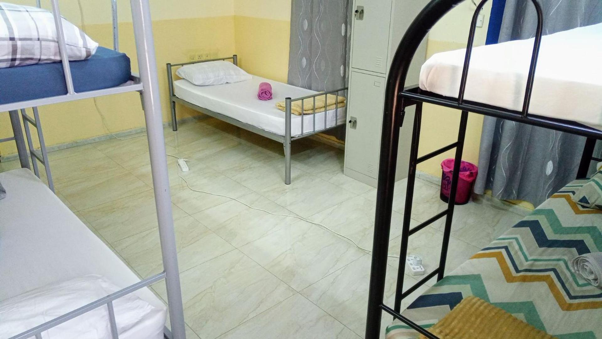 Salem House Hostel Nizwa Bagian luar foto