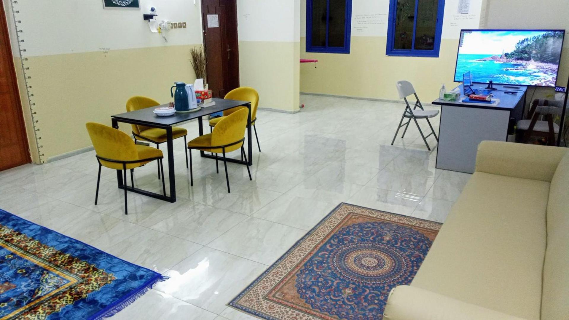 Salem House Hostel Nizwa Bagian luar foto