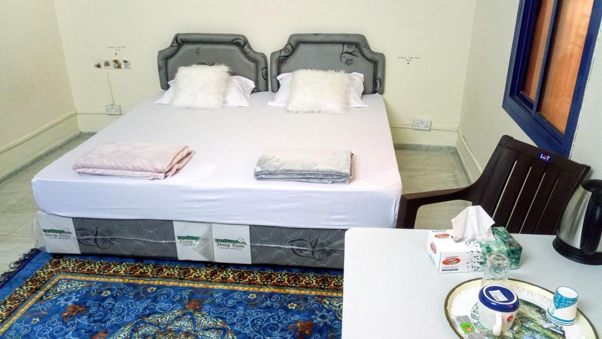 Salem House Hostel Nizwa Bagian luar foto